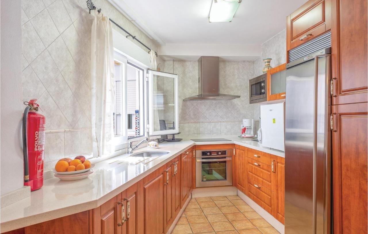 Beautiful Apartment In Cordoba With Kitchenette מראה חיצוני תמונה
